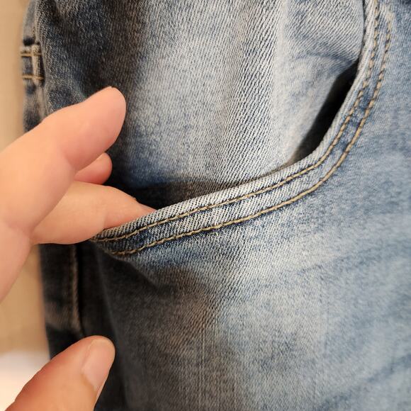 MAURICES Super High Rise Blue Medium Wash Stretch Pull On Jeans Womens XL SHORT - Picture 10 of 12